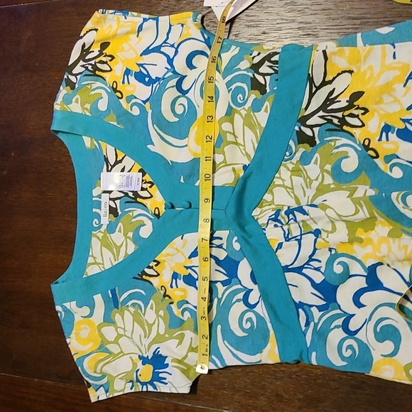 NWT Liz & Co patterned top - Picture 6 of 8